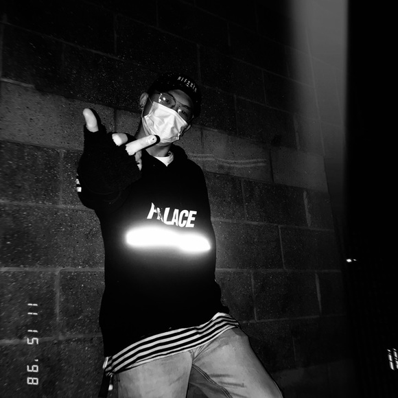 Meet your Posher, Sam - Picture 8 of 10